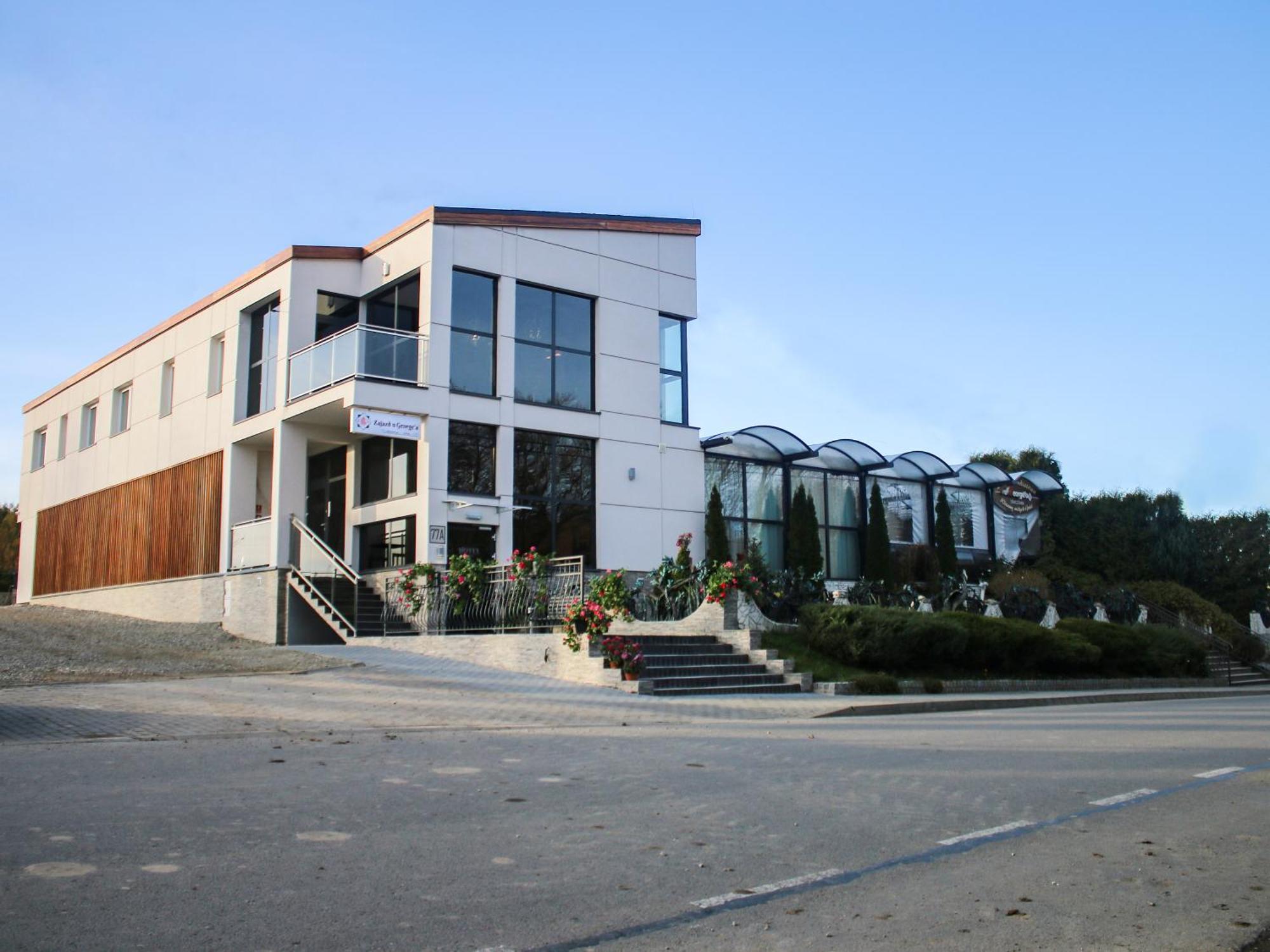 Zajazd U George'A Ziebice Exterior photo
