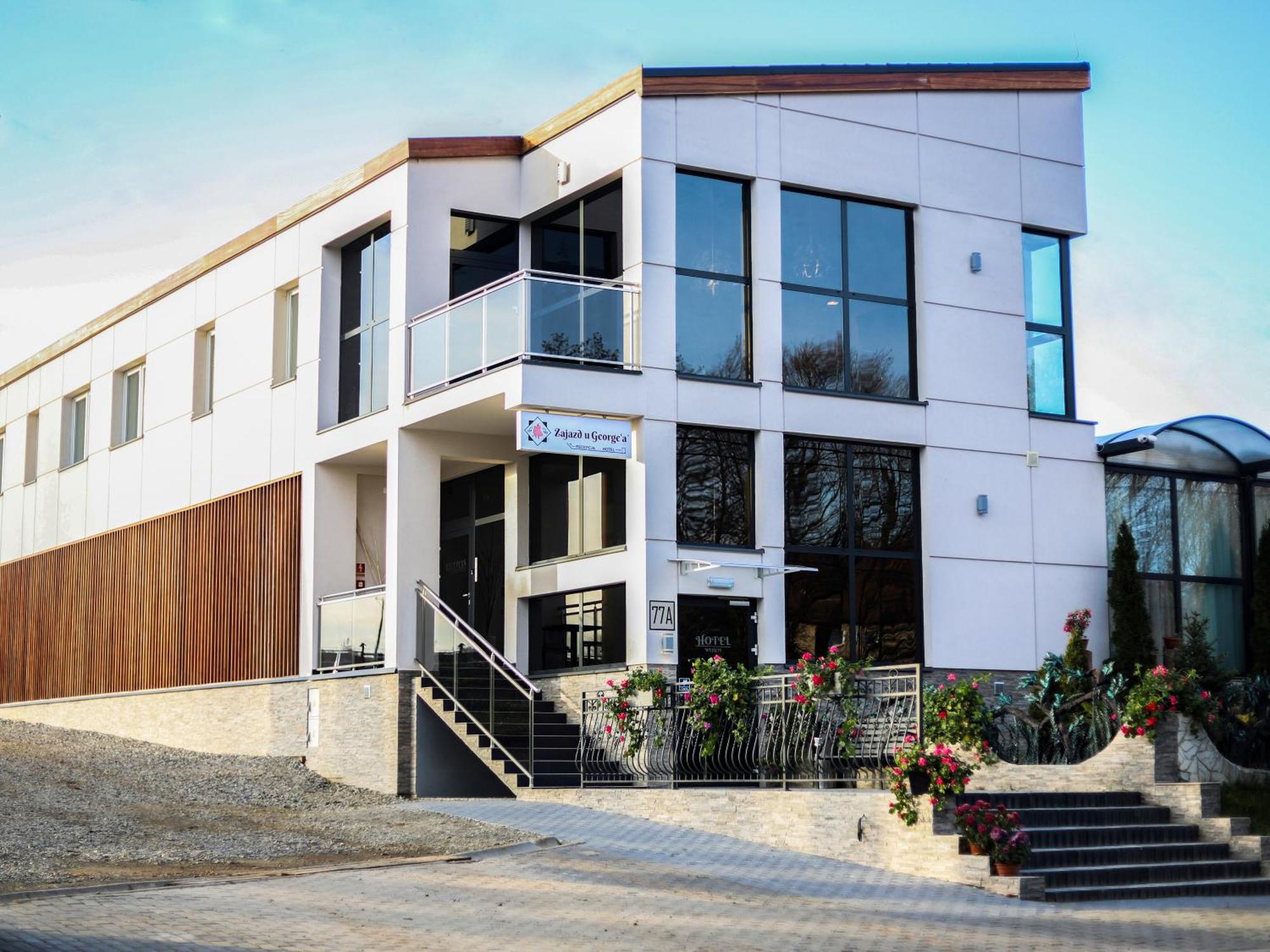 Zajazd U George'A Ziebice Exterior photo